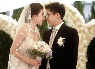 霍启刚为何会娶郭晶晶？四个原因大揭秘！