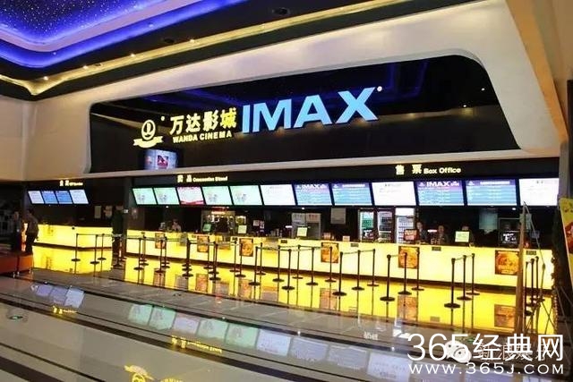 冯小刚对撕王思聪：江湖道理撞上商业规则