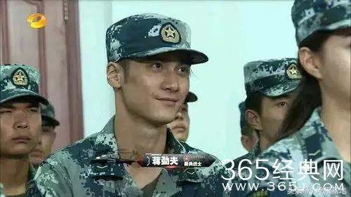 真男直播孙杨上新闻联播，杨幂王威等人都看呆了满脸的骄傲！