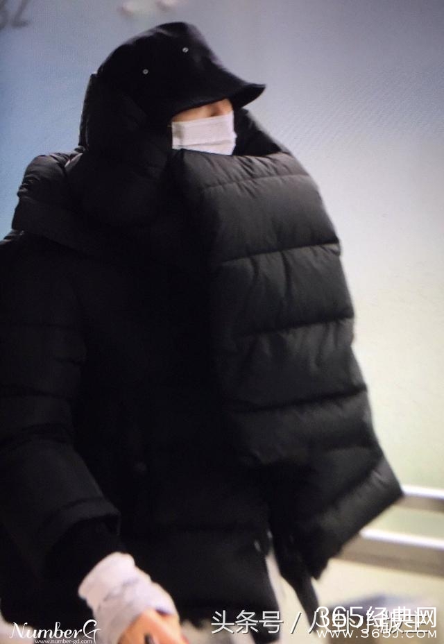 权志龙获封最怕冷男明星，这种时尚原谅我真的看不懂啊！