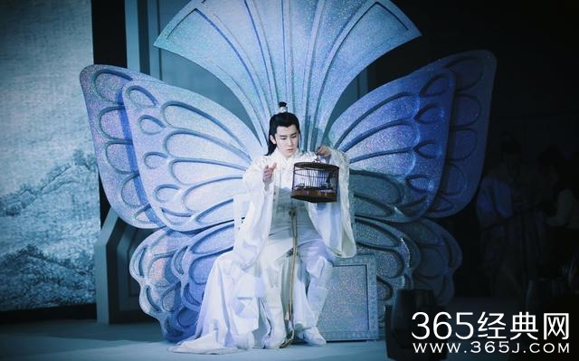 新版梁祝开拍，男生反串出演祝英台，美到爆，与马文才更有CP感