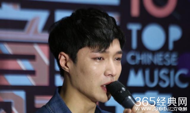 韩国网友报复性抵制张艺兴宋茜，终于知道鹿晗黄子韬回国的真相了