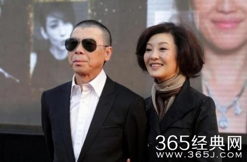 内地导演第二把交椅，他坐了很久了