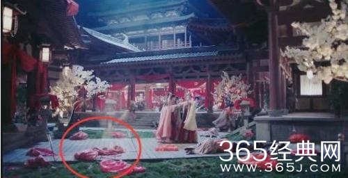 锦绣未央穿帮镜头让人笑岔气