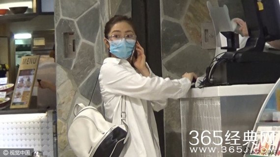 邓紫棋被抓拍与绯闻男友看电影 邓紫棋绯闻男友身份