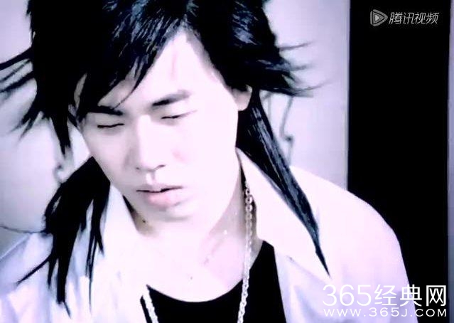 创唱具佳的华人音乐才子，周董第一、胡彦斌第四。