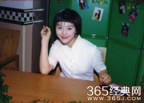 为什么冯小刚、成龙等大腕争相与范冰冰合作，几张照片看原因