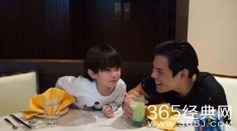 别不承认了，你们都羡慕景甜