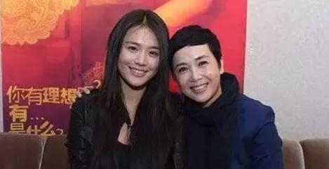 别不承认了，你们都羡慕景甜