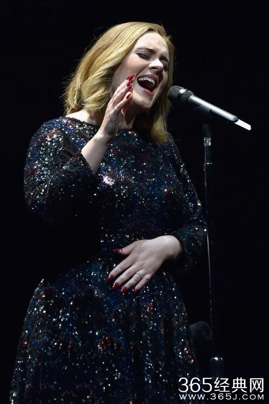 阿黛尔自曝有喜：将再生一个孩子