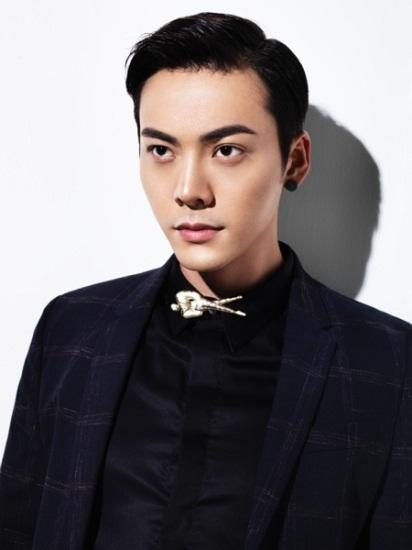 真假粉丝大考验！郑爽大幂幂唐嫣根据鼻子猜爱豆你能看出几个？