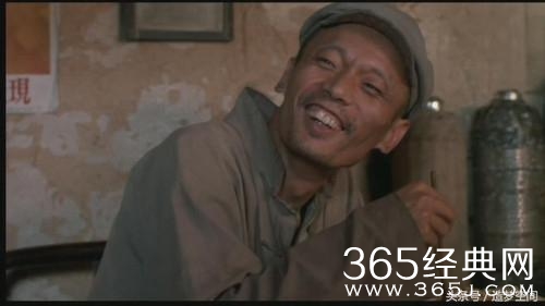 靠炮轰和炒作，成不了真老大，冯小刚还是老四