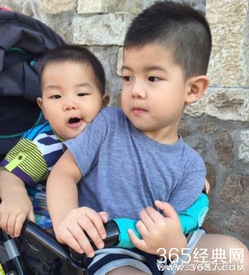 田亮准备假装有事让森碟带小亮仔上“爸爸”，网友：请带上沙溢！