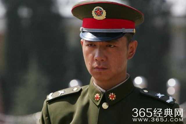 开播10周年，《士兵突击》主演生存现状全揭秘，宝强最凄惨？
