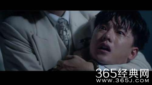 当红小生死亡镜头大PK，杨洋恐怖张若昀辛酸马天宇最惊悚？
