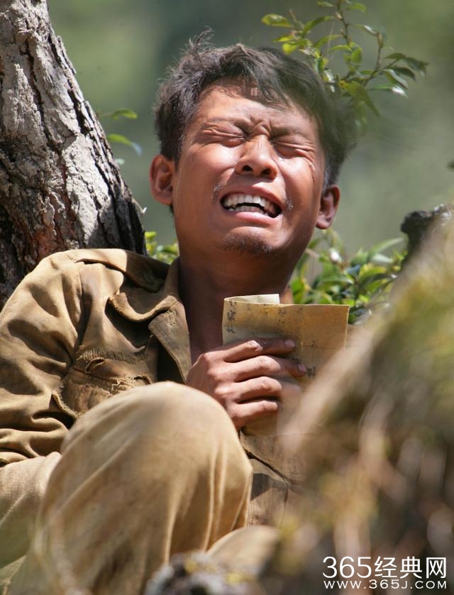 开播10周年，《士兵突击》主演生存现状全揭秘，宝强最凄惨？