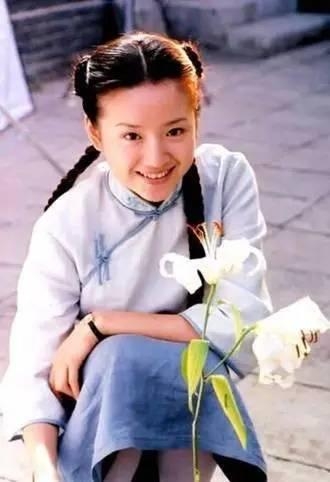 你可以鄙视王大治的容貌，但你要佩服他的艳福！