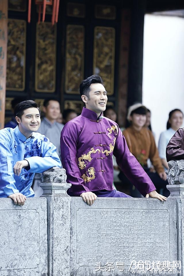 《爸爸4》走复古怀旧风 田亮张伦硕骑自行车秀经典串烧