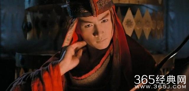 狄仁杰之通天帝国中居然只给了他一个镜头，难怪要离开华谊的