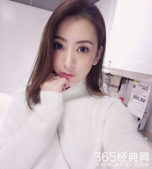 郭富城女友自拍心机秀钻戒 疑似暗示好事将近