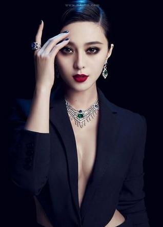 范冰冰没得影后的回应太高情商，李晨的一句安慰却给她“招黑”