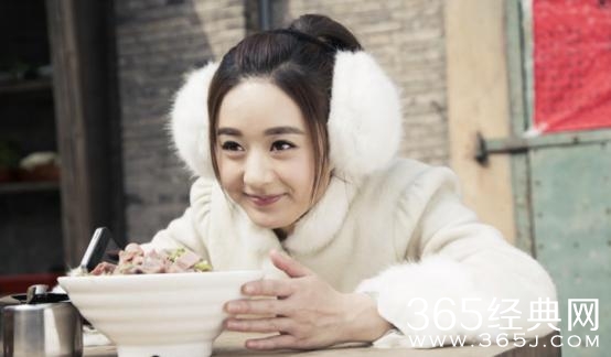 周冬雨得金马影后引各方不服？扒各小花旦的演技，最后一个神了！