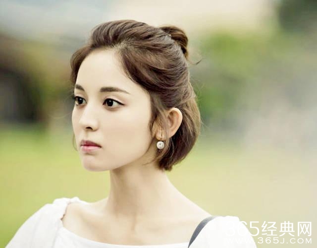 唐嫣和杨幂差了一千万粉丝，刚获影后的马思纯这个粉丝数好尴尬啊