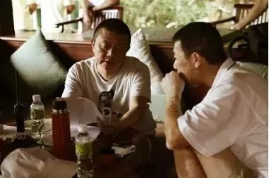 王朔评冯小刚：欺下必定媚上