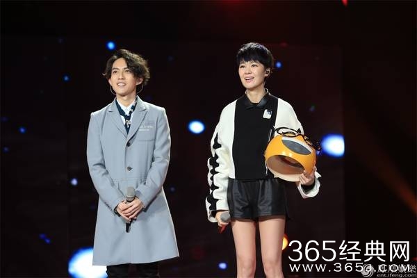 蒙面唱将猜猜猜完美收官 阿凡达妹妹竟真是谭晶