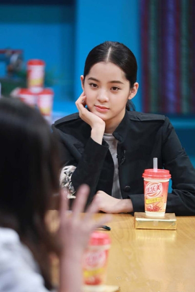 拜托了衣橱迎来宁静欧阳娜娜 女神衣橱全曝光