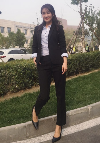 急诊科医生郑逸桐变腹黑律政女 过足反派瘾