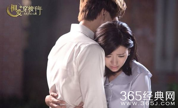 相爱穿梭千年2郭雪芙遭绑架 大雪夫妇吻戏上线