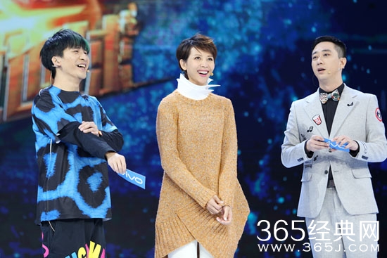 笑星闯地球被蔡少芬呛说话太着急 大张伟机智改名George