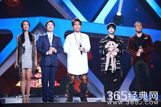 天籁之战第七期杨宗纬翻唱了哪一首神曲 杨宗纬翻唱神曲拿捏到位如同开挂