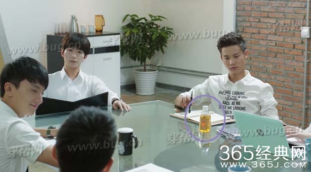 微微一笑很倾城发现穿帮镜头