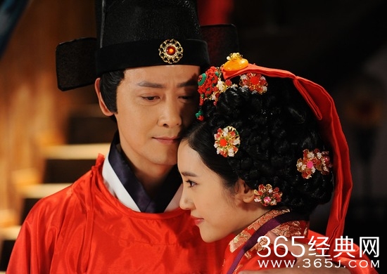 三嫁奇缘圆满收官 邱心志唐艺昕甜蜜发糖