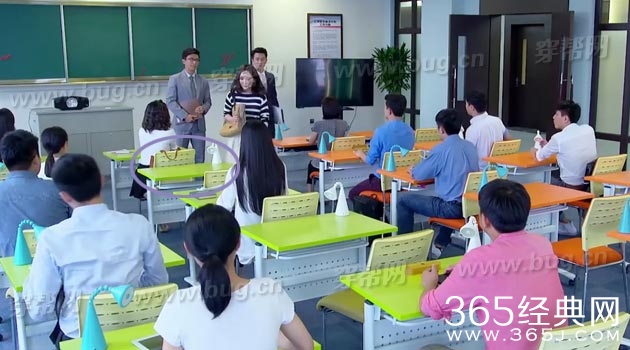 杨幂亲爱的翻译官竟然发现穿帮镜头