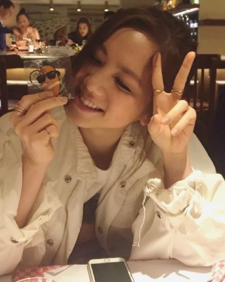 邓紫棋发胖是真的吗 邓紫棋发胖近照