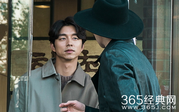 孤单又灿烂的神鬼怪恩卓准备拔剑 孤单又灿烂的神鬼怪金信骗恩卓拔剑