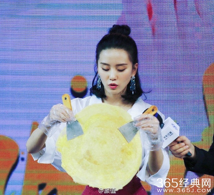 刘诗诗在哪直播摊煎饼 刘诗诗直播播什么