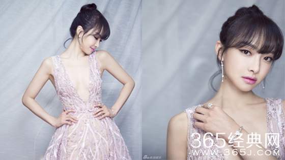 宋茜中门大开秀酥胸 真空上阵透视诱惑