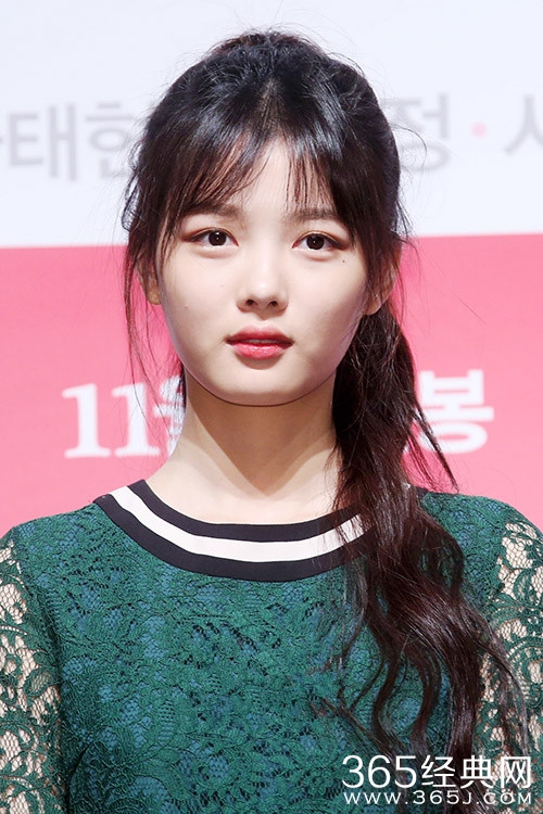 17岁韩女星金裕贞急住院是怎么回事 17岁韩女星金裕贞生什么病了