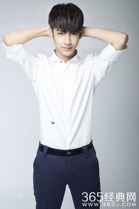 网剧尸语者秦明扮演者是谁 网剧尸语者秦明演员资料