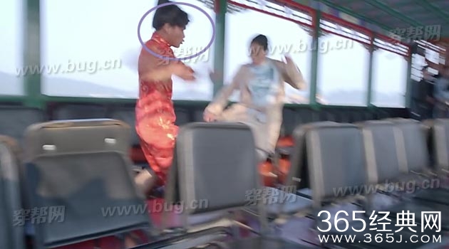 于和伟电视剧警花与警犬竟然发现好多穿帮镜头