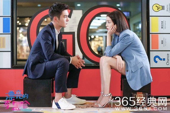 漂亮的李慧珍李溪芮的腿成热点