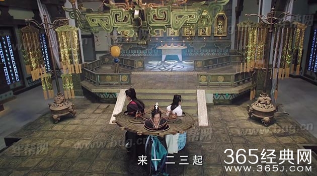 关晓彤九州天空城竟然发现好多好笑的穿帮镜头