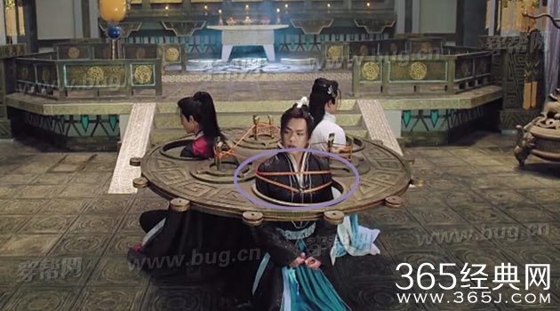 关晓彤九州天空城竟然发现好多好笑的穿帮镜头