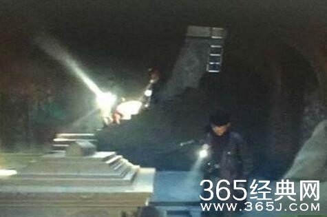 鬼吹灯之精绝古城井下面墓主人是谁 古井墓与精绝古城什么联系