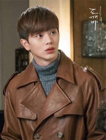 孤单又灿烂的神鬼怪柳德华前世是谁 孤单又灿烂的神鬼怪柳德华真实身份揭秘