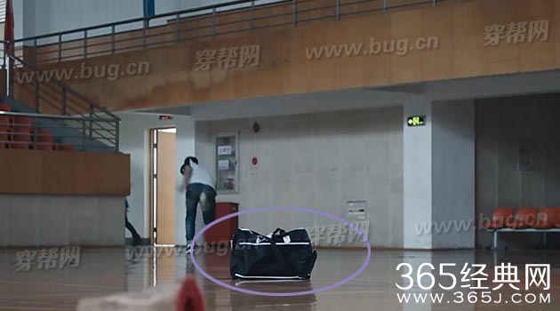 网剧灭罪师竟然发现多处穿帮镜头